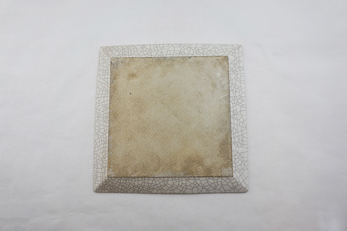 006 shikaku plate M