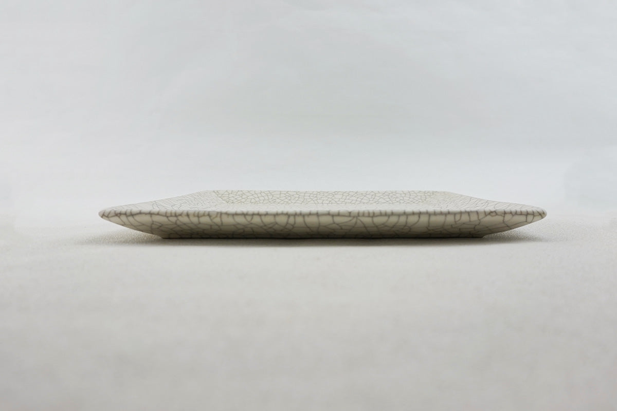006 shikaku plate M