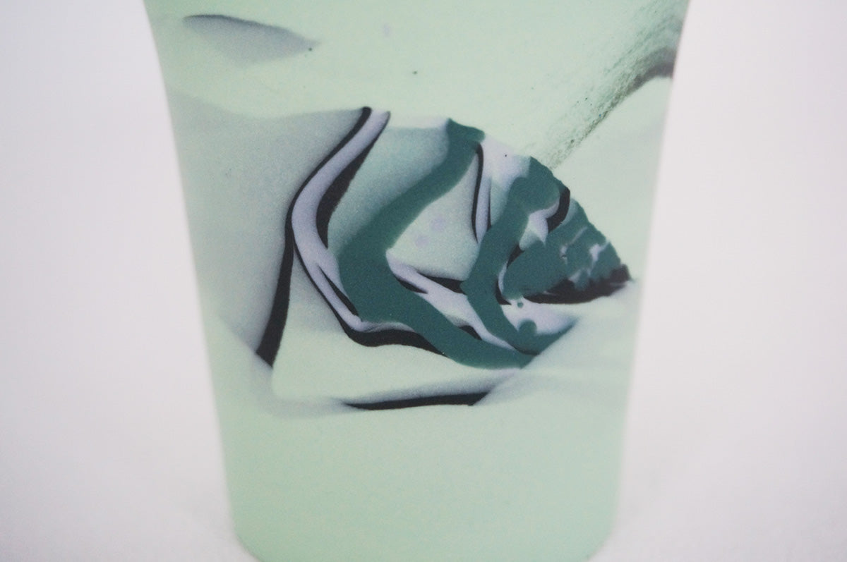 082 反りカップ植木鉢