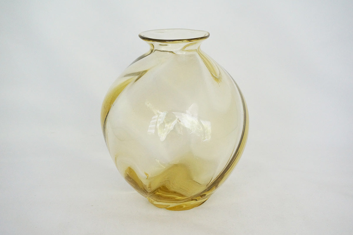 082 黒豆硝子 ゆらり花器(大) 2