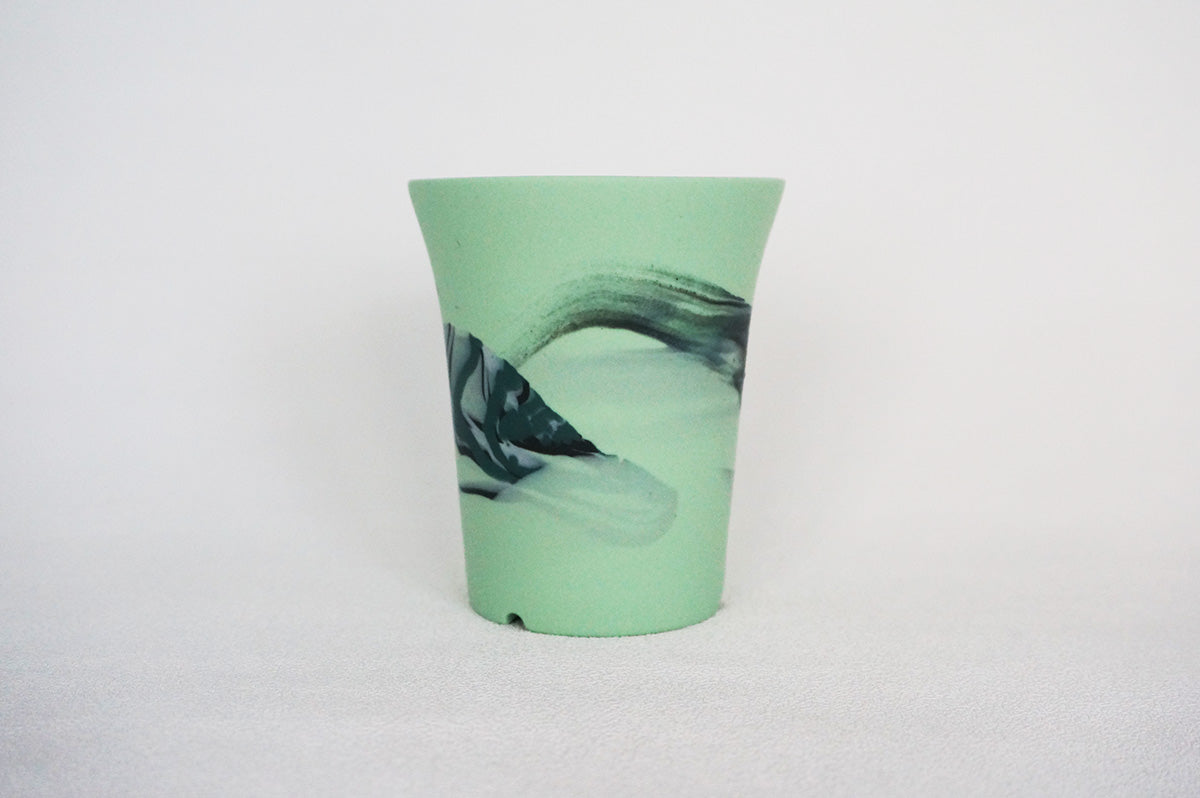 082 反りカップ植木鉢