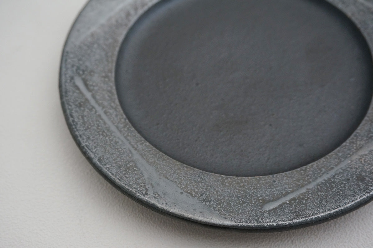 86 燻し銀彩 釉彩 5寸リム皿