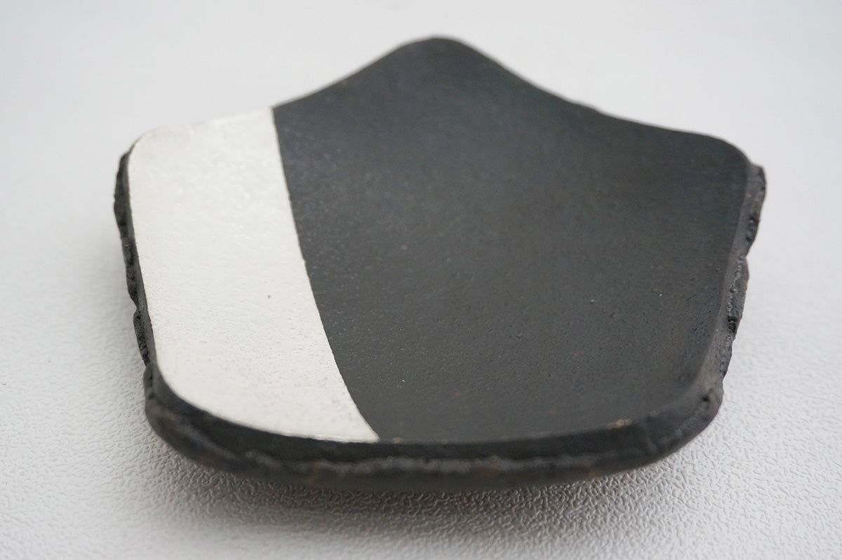 87 銀彩五角皿（ツートン）