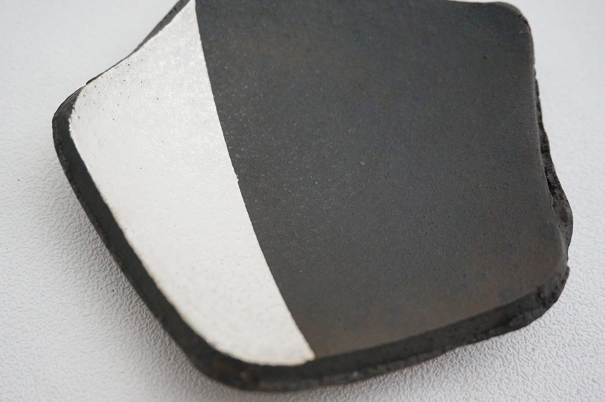 87 銀彩五角皿（ツートン）