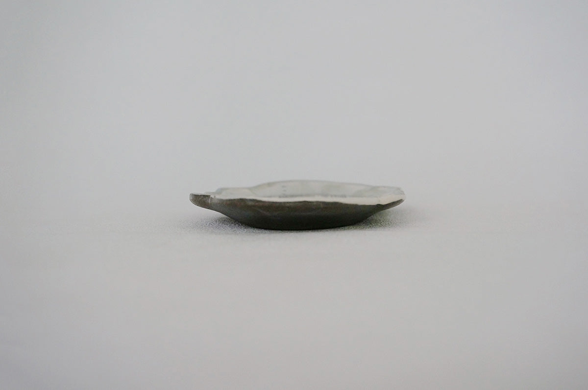 009 レリーフ皿