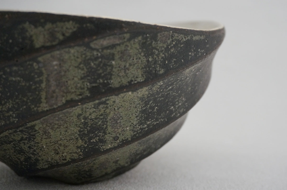 95 炭化 Spiral 銀彩ボウル