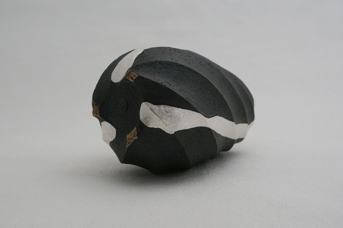 101 ブラック Spiral 銀彩花器 4