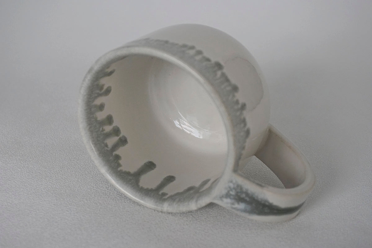 033 at Kiln マグカップ