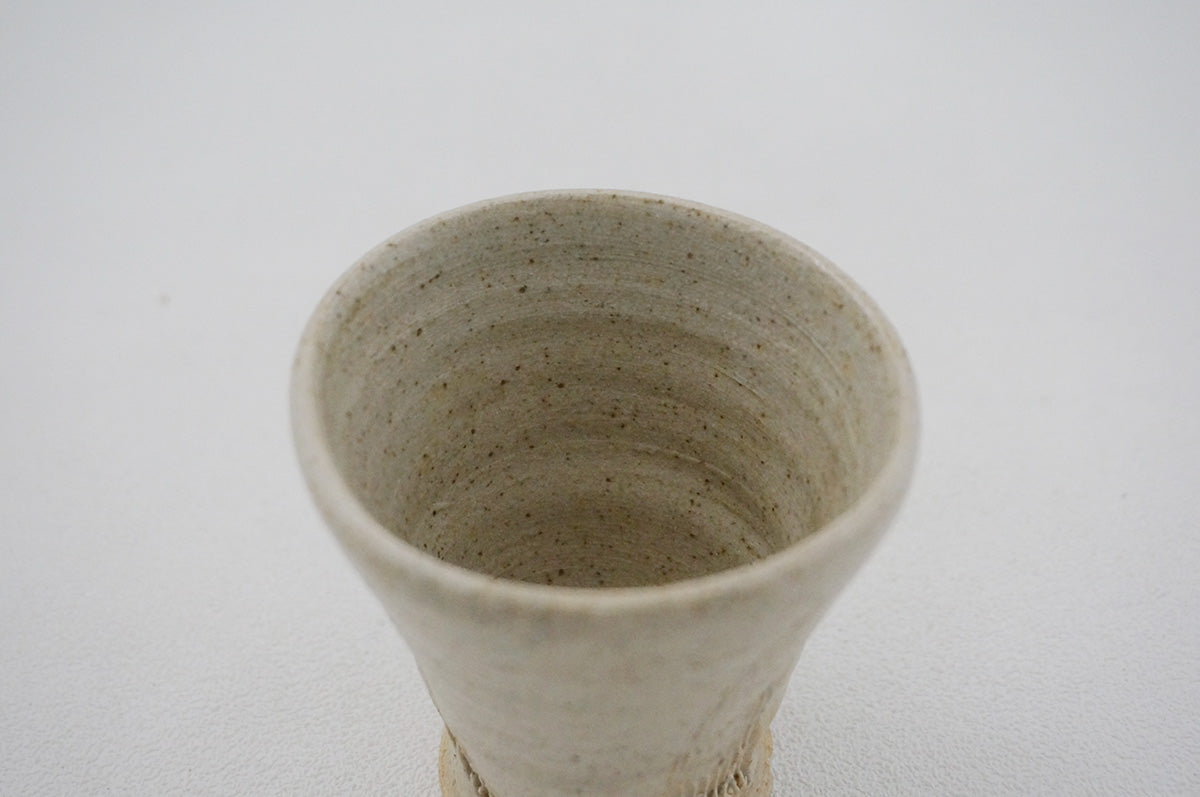 008 立ぐいのみ 白(138-140)