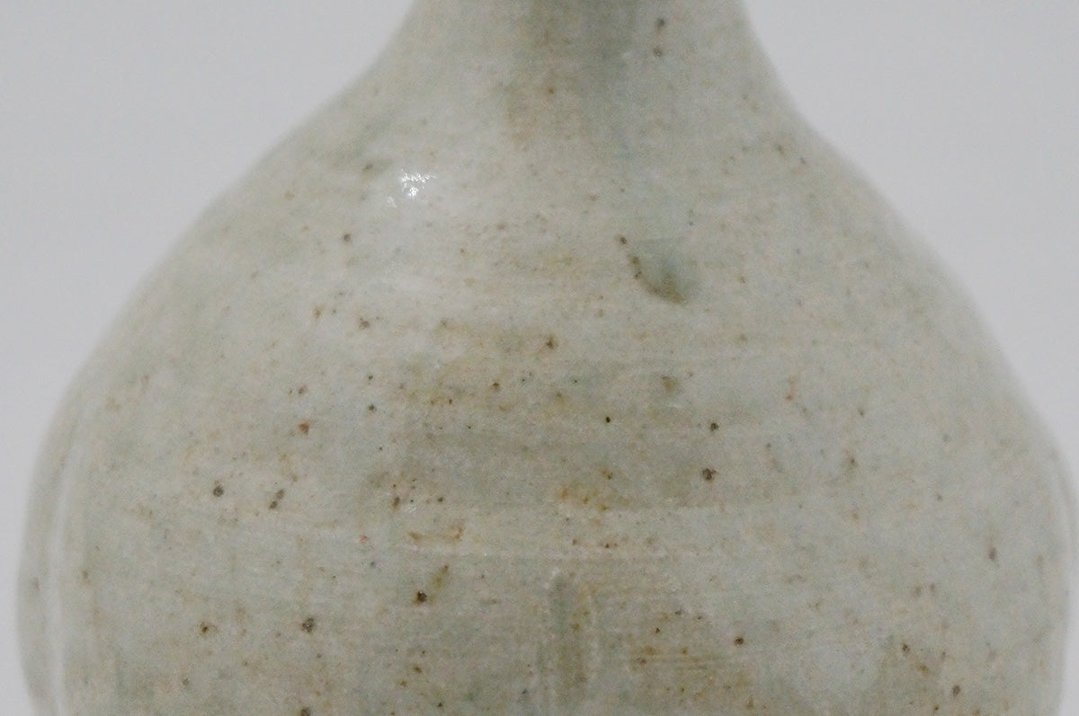 009 徳利 白 (141-144)