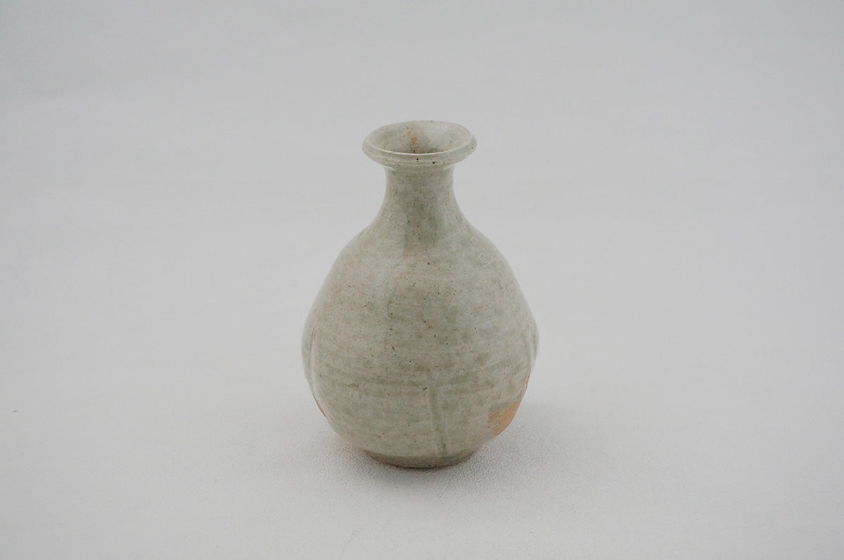 009 徳利 白 (141-144)