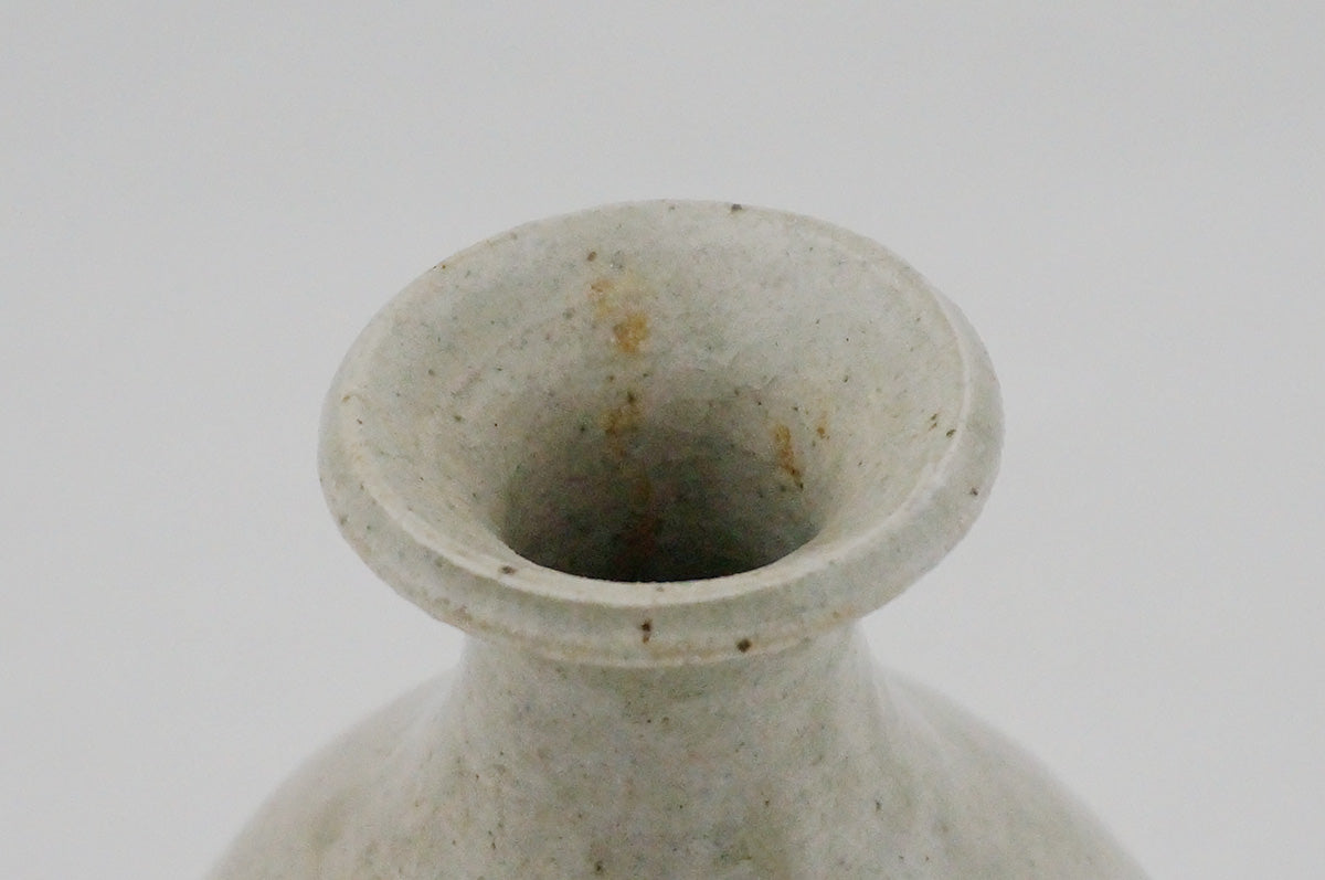 009 徳利 白 (141-144)