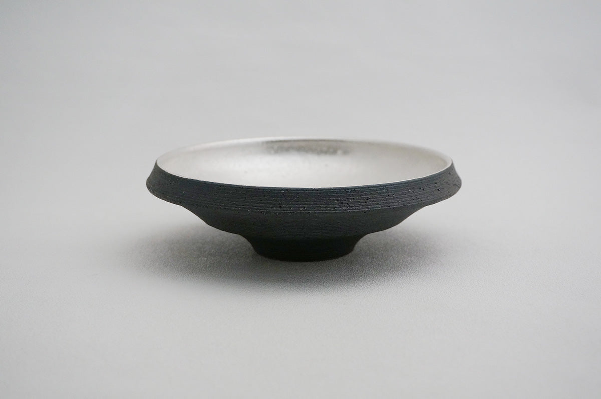 06-15 ナローボーダー 5寸鉢（内銀）