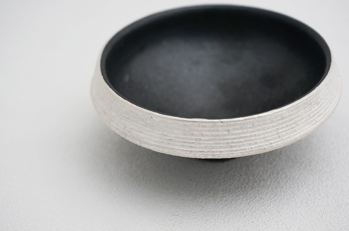 08-17 ナローボーダー 小鉢（外銀）