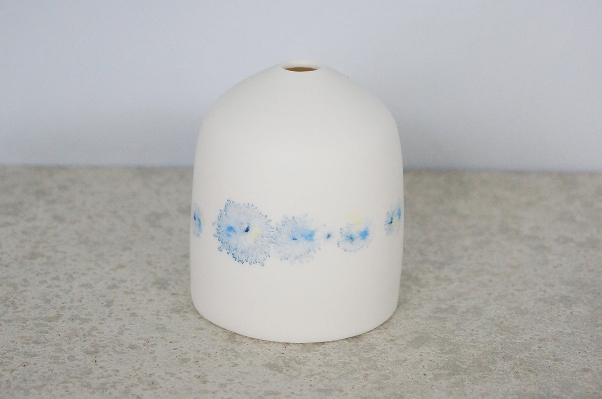 024  moca vase