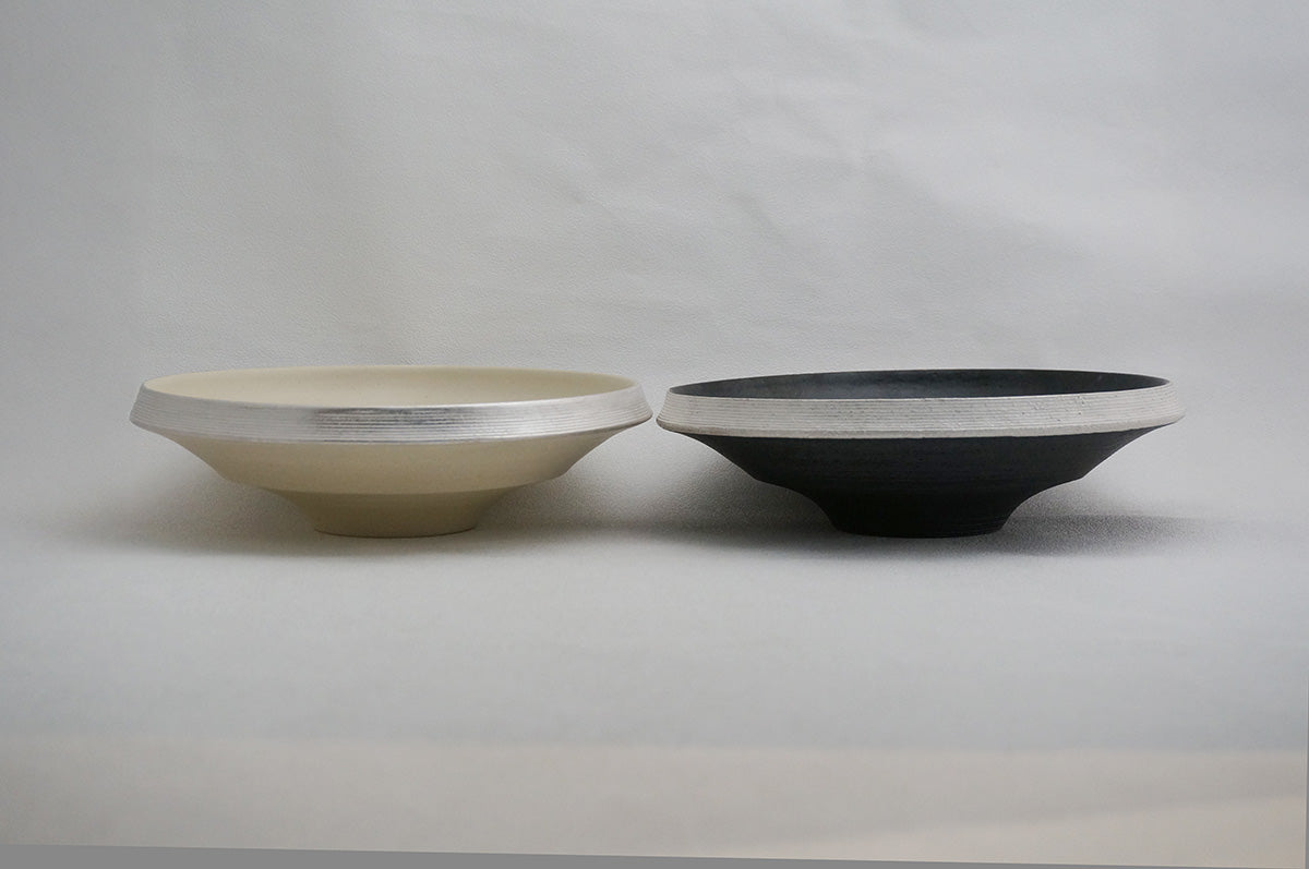 02-11 ナローボーダー 7寸鉢（外銀）