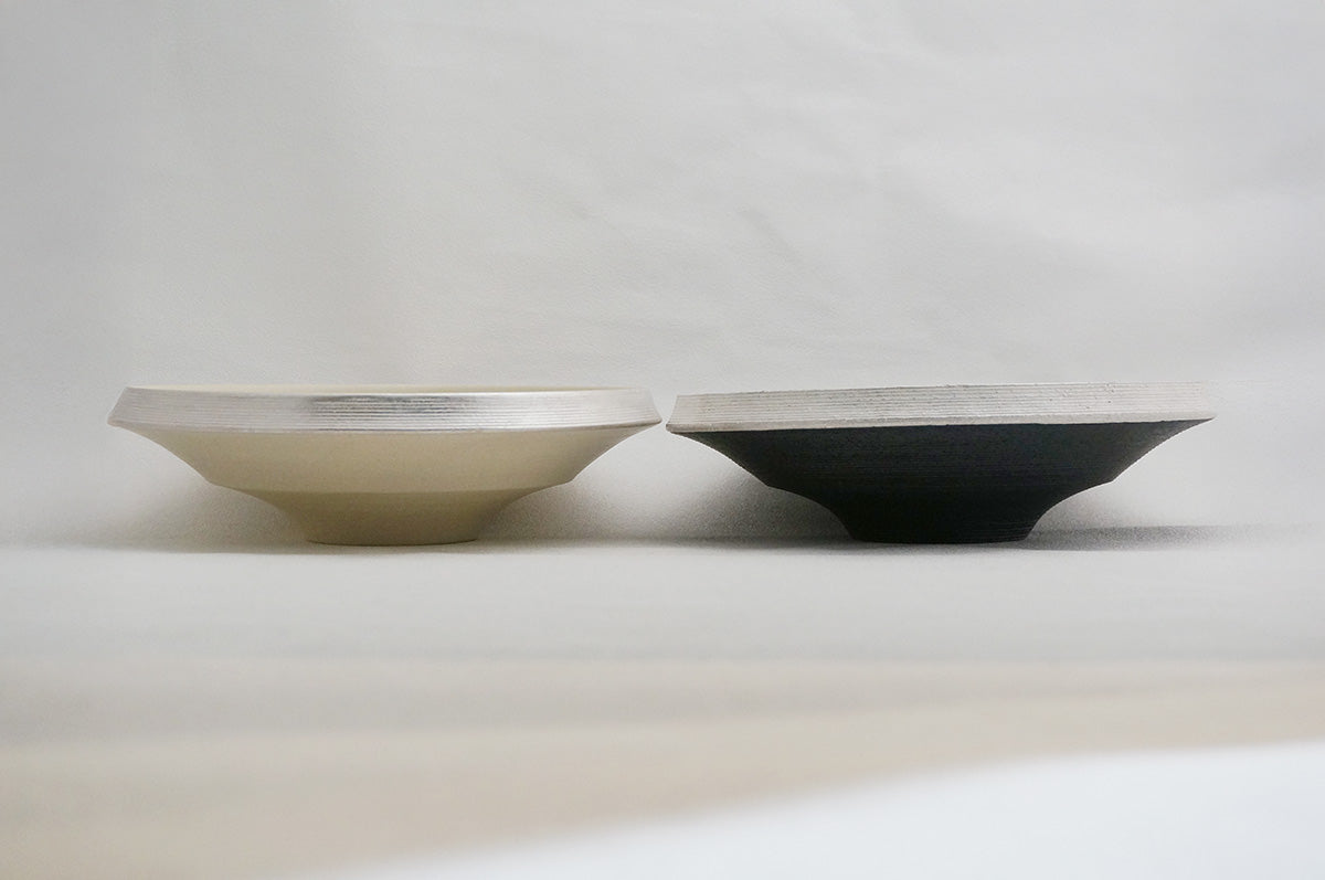 02-11 ナローボーダー 7寸鉢（外銀）