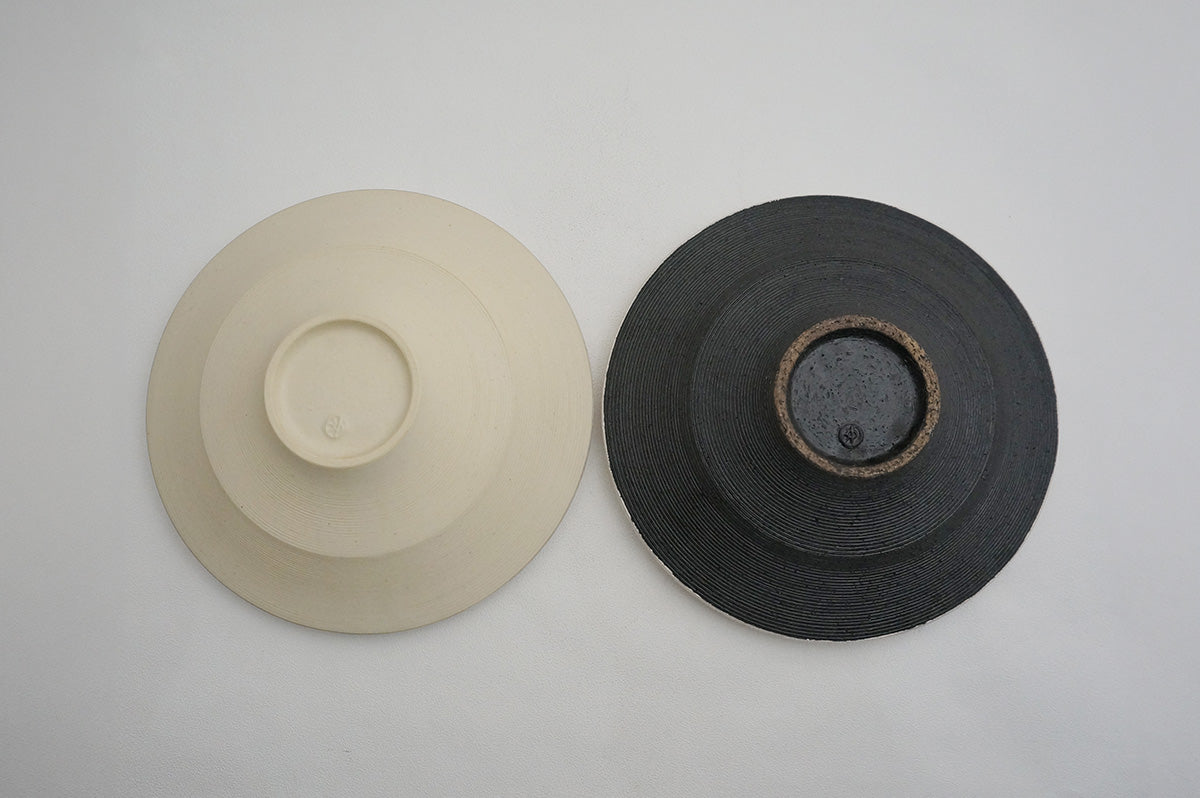 02-11 ナローボーダー 7寸鉢（外銀）