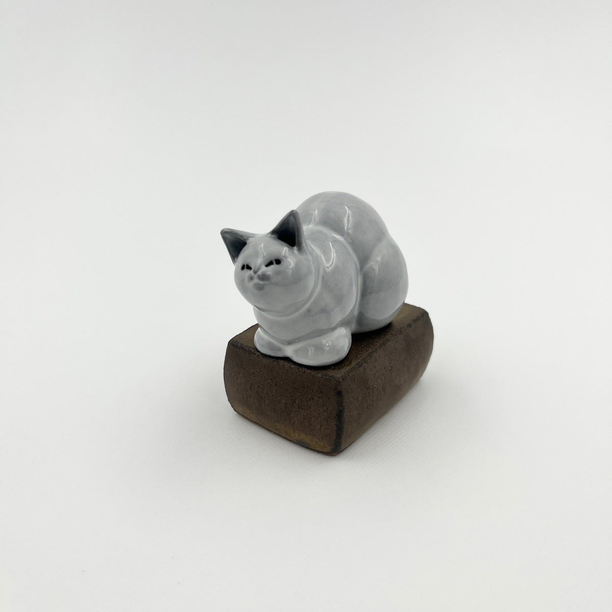 箱入猫花入