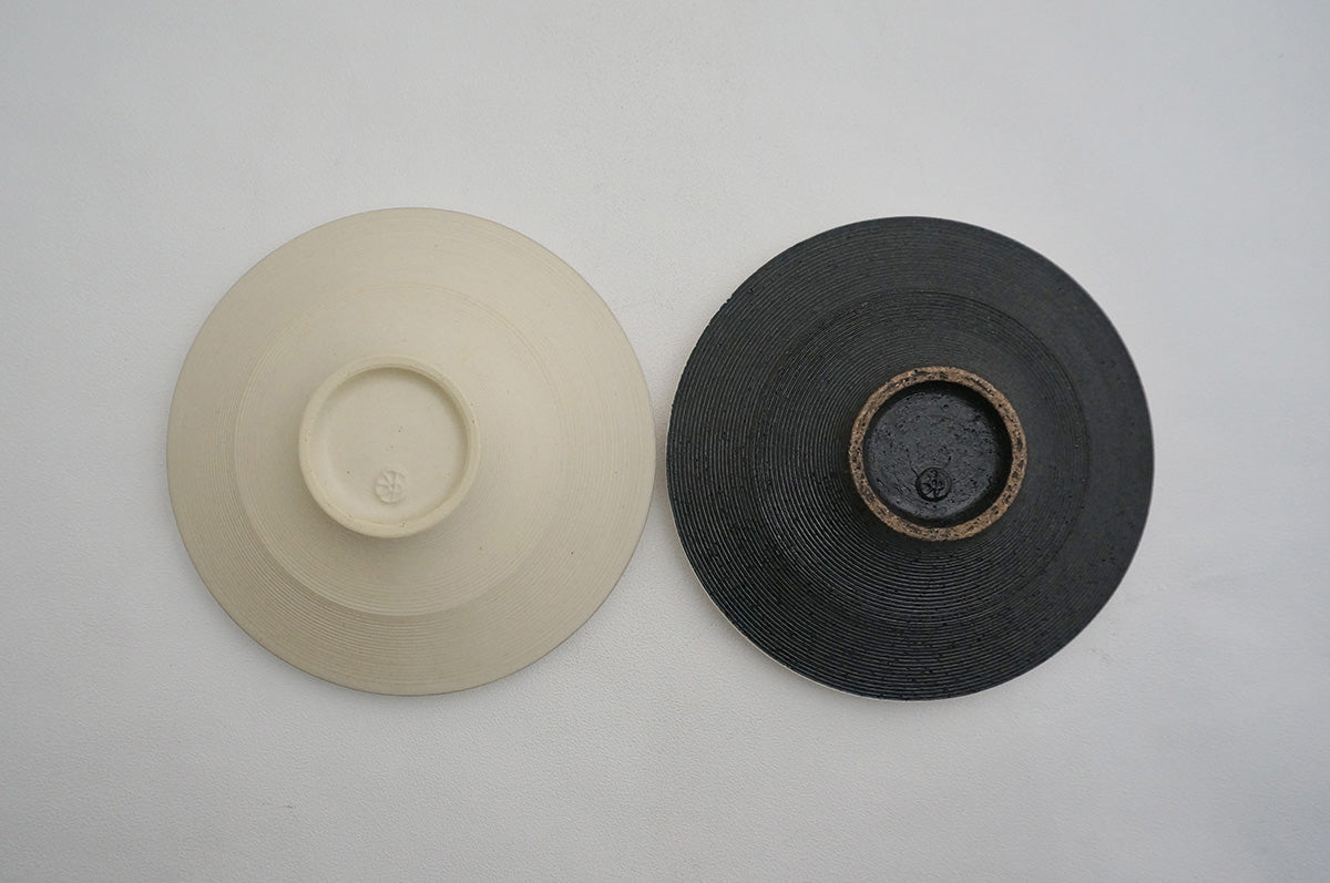 05-14 ナローボーダー 5寸鉢（外銀）