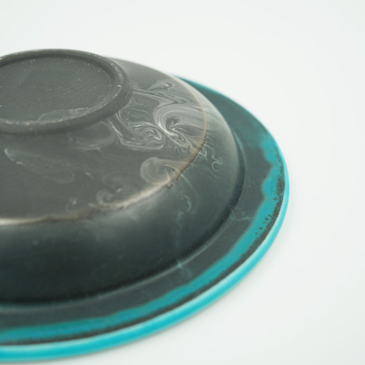 SLIP WARE MATTE RIM PLATE