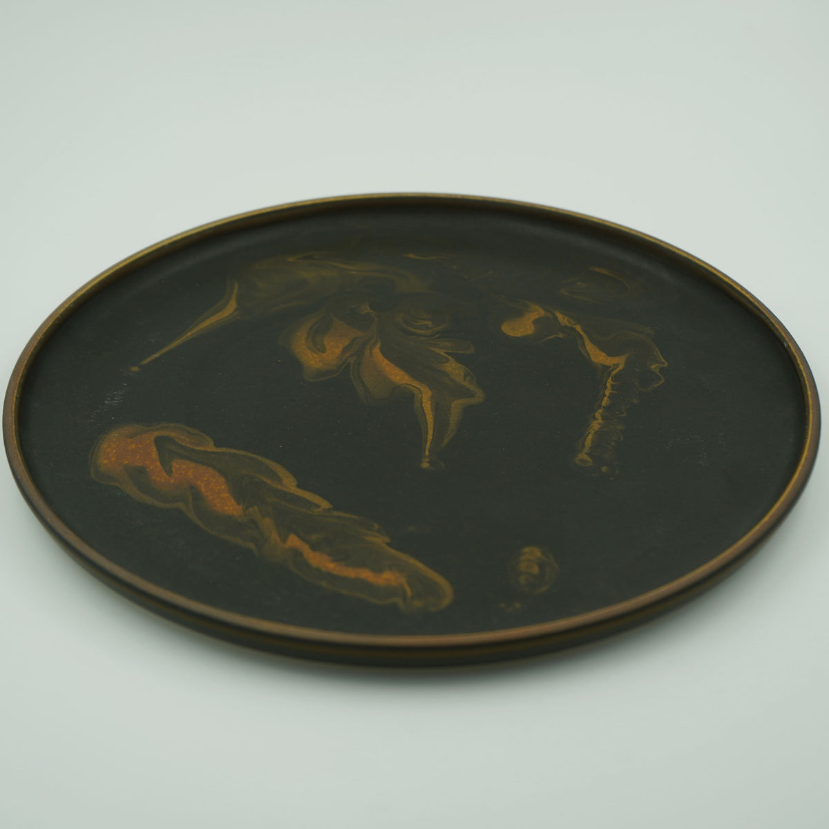 SLIP WARE MATTE ROUND PLATE(L)