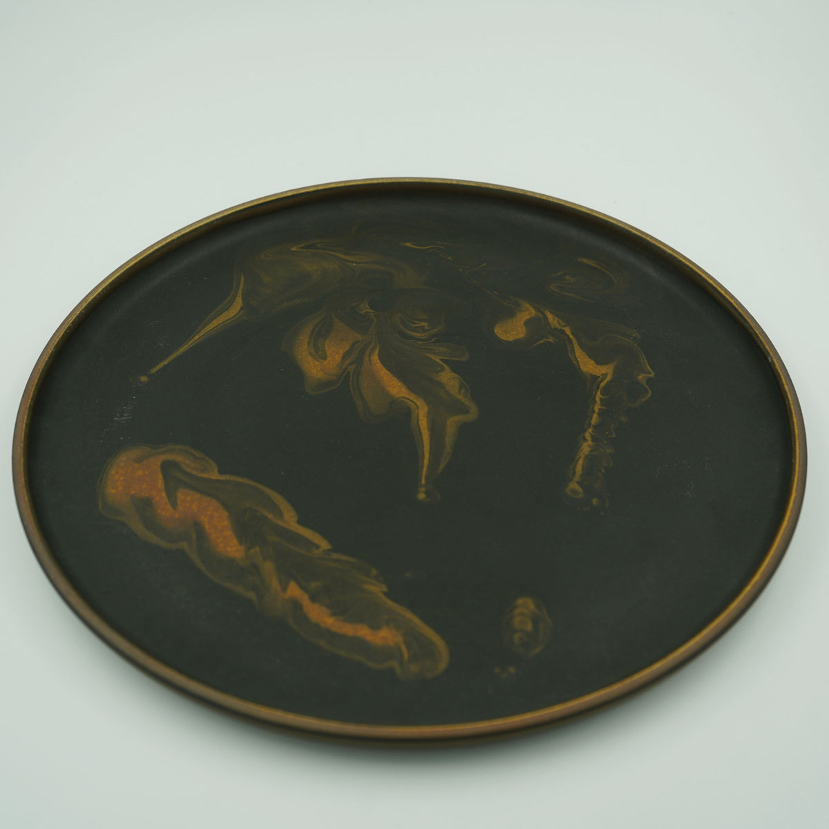 SLIP WARE MATTE ROUND PLATE(L)