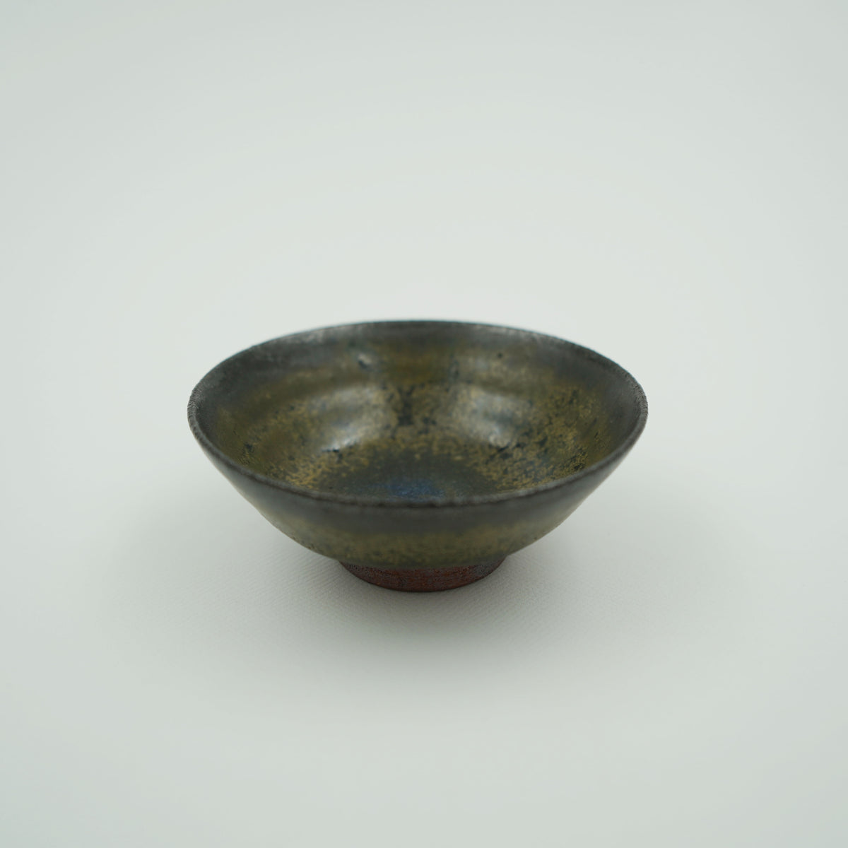 瑠璃美濃手彫り　瑞浪土酒呑