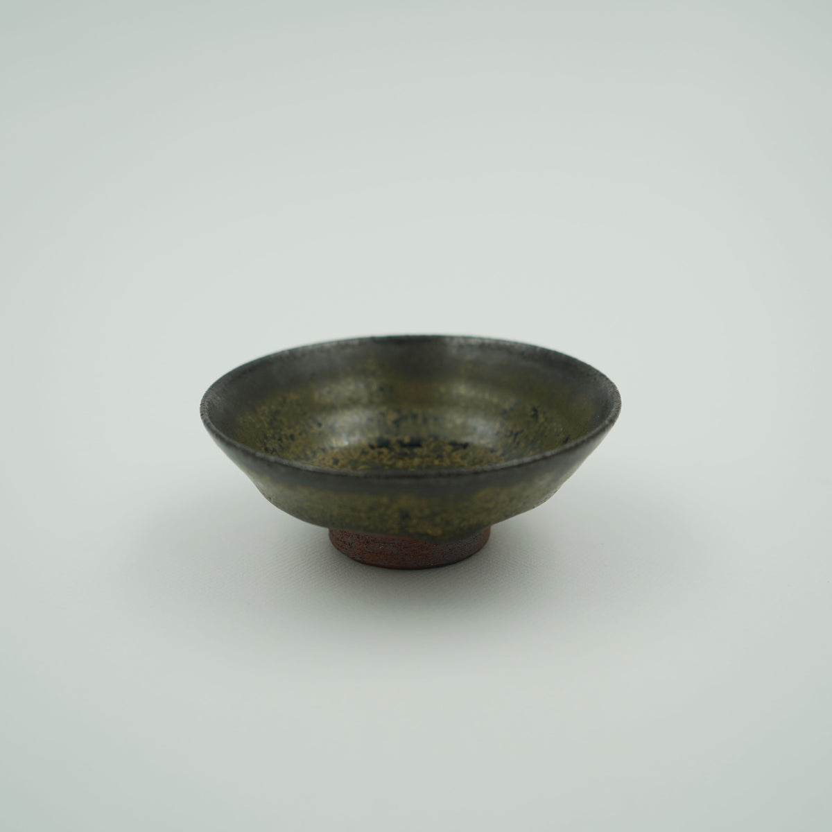 瑠璃美濃手彫り　瑞浪土酒呑