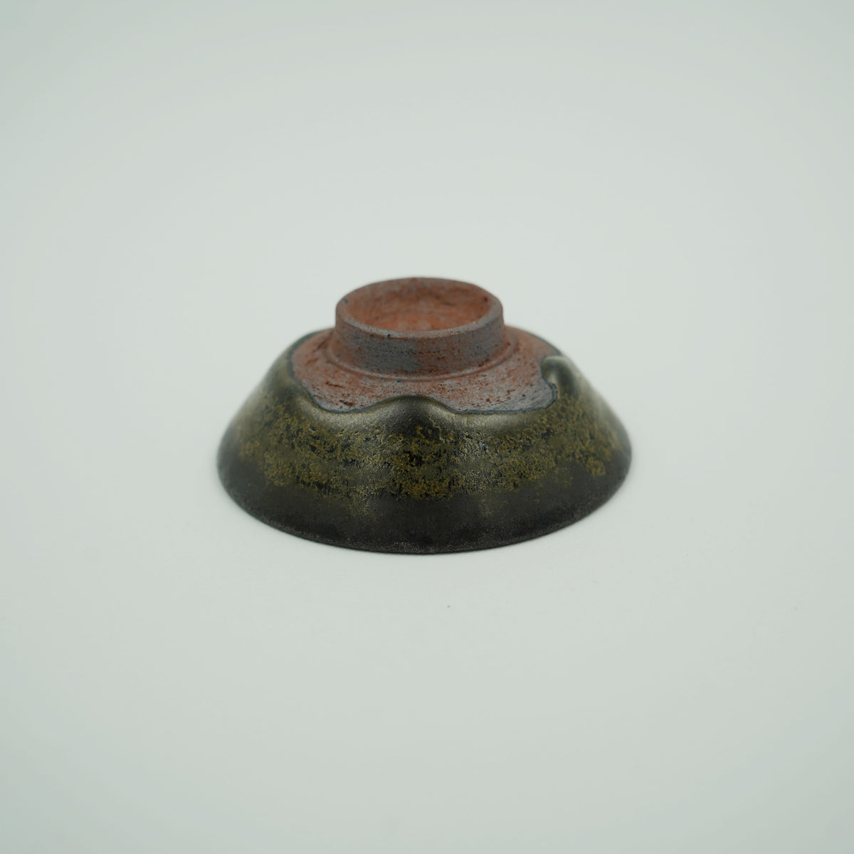 瑠璃美濃手彫り　瑞浪土酒呑