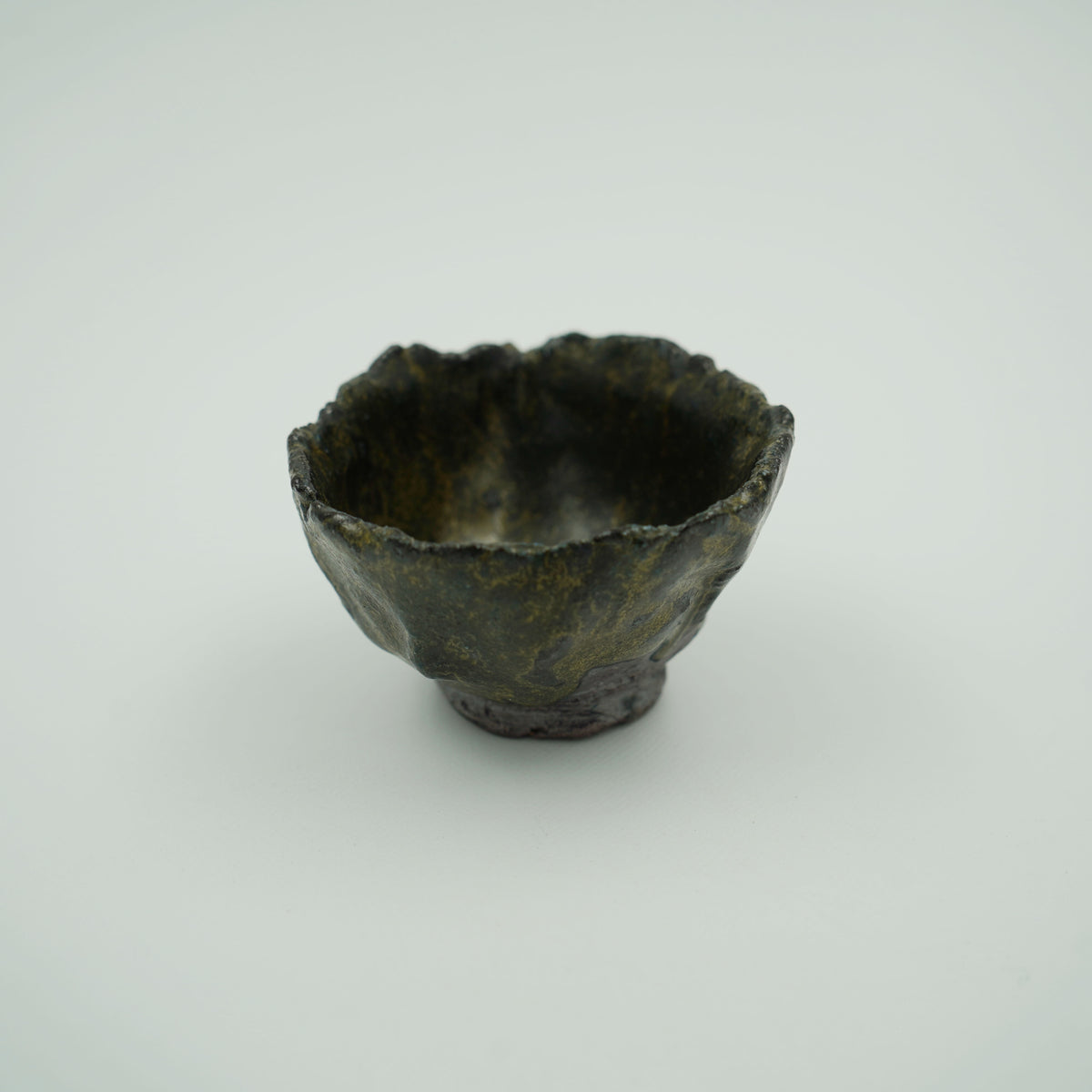 瑠璃美濃　刳貫酒盃