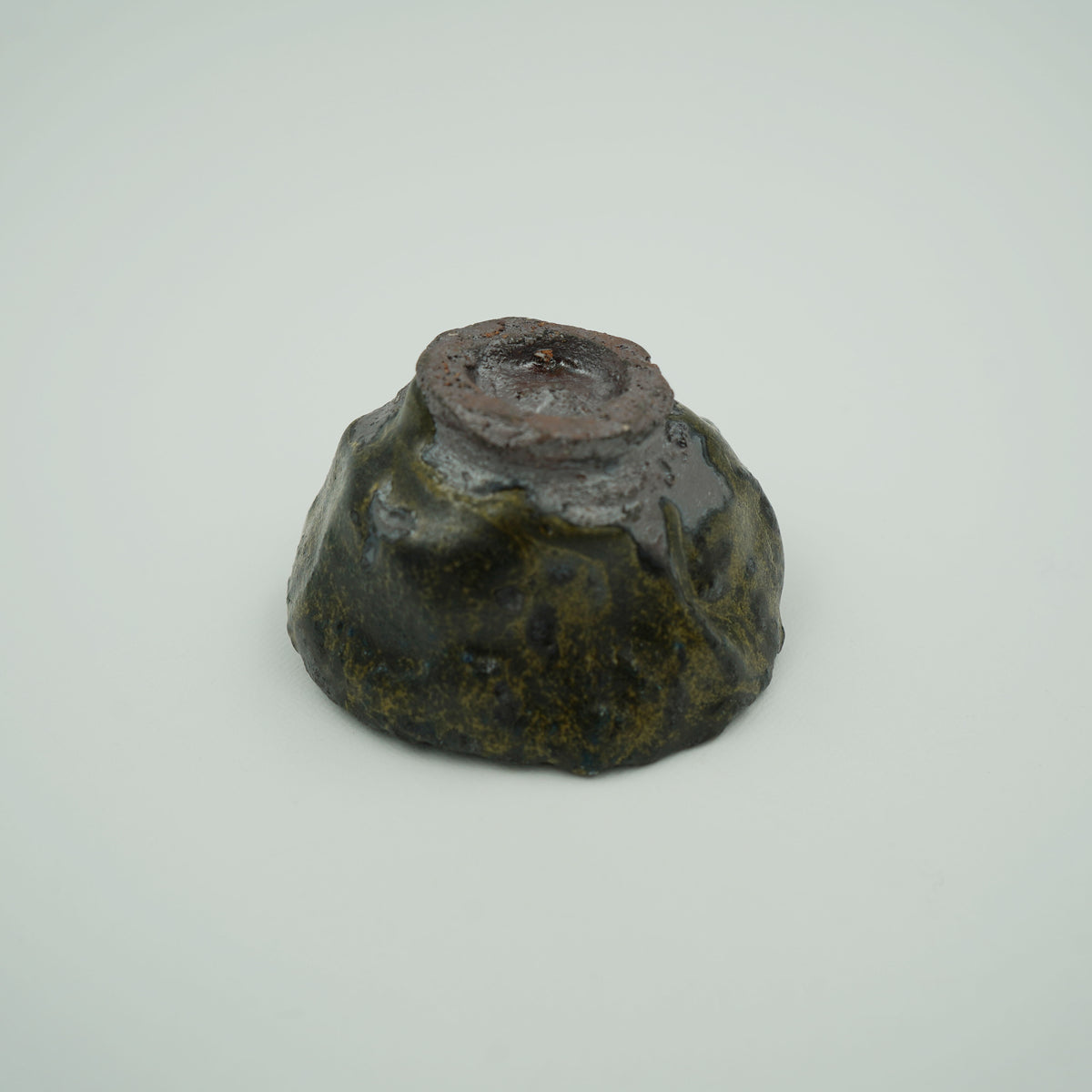 瑠璃美濃　刳貫酒盃