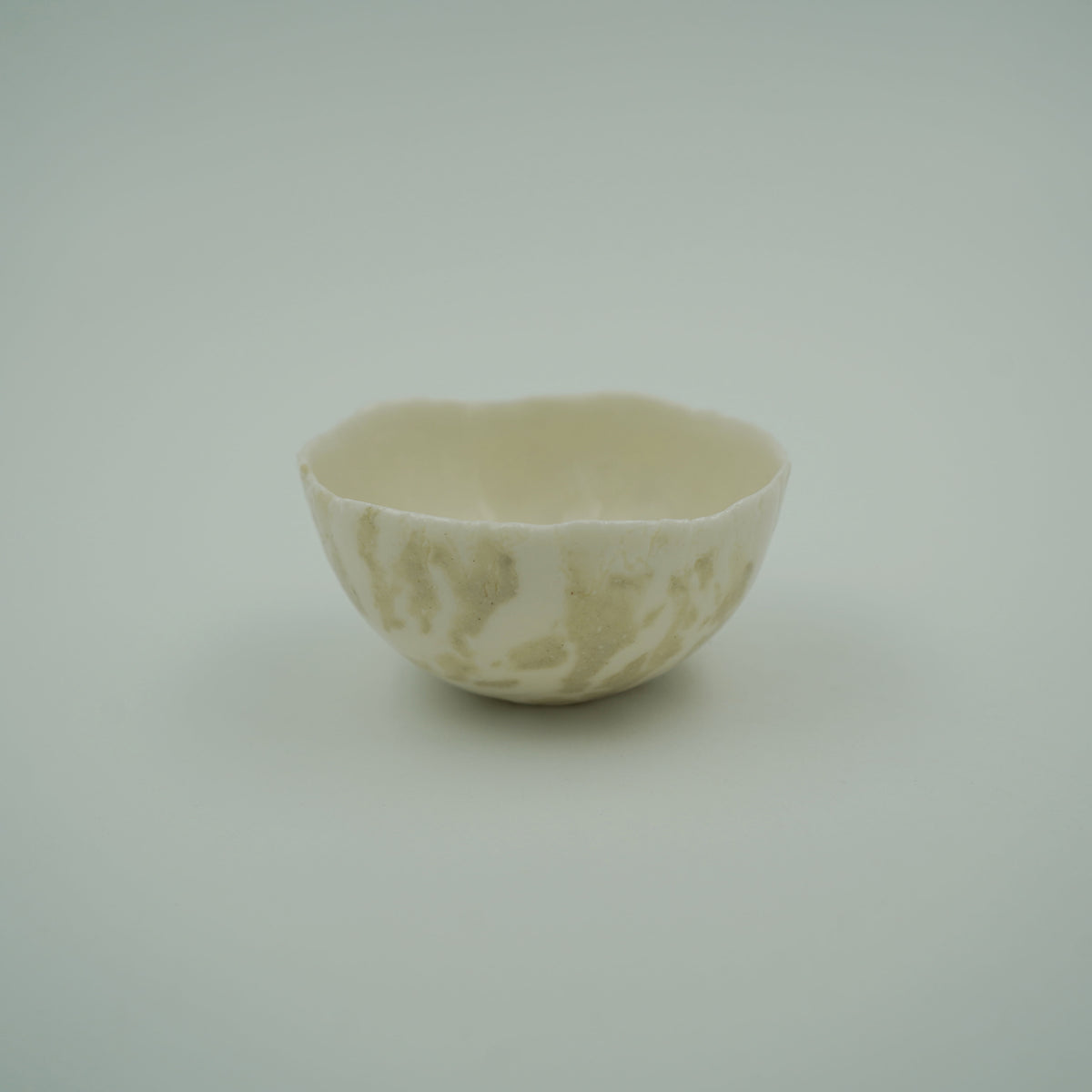 ぐいのみ(透光)