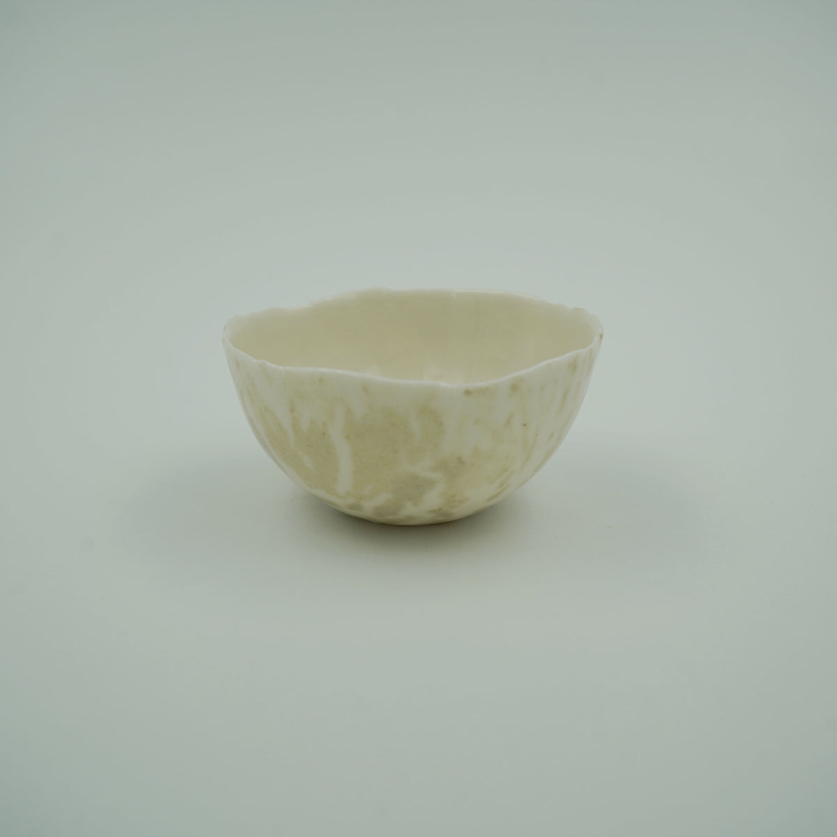 ぐいのみ(透光)