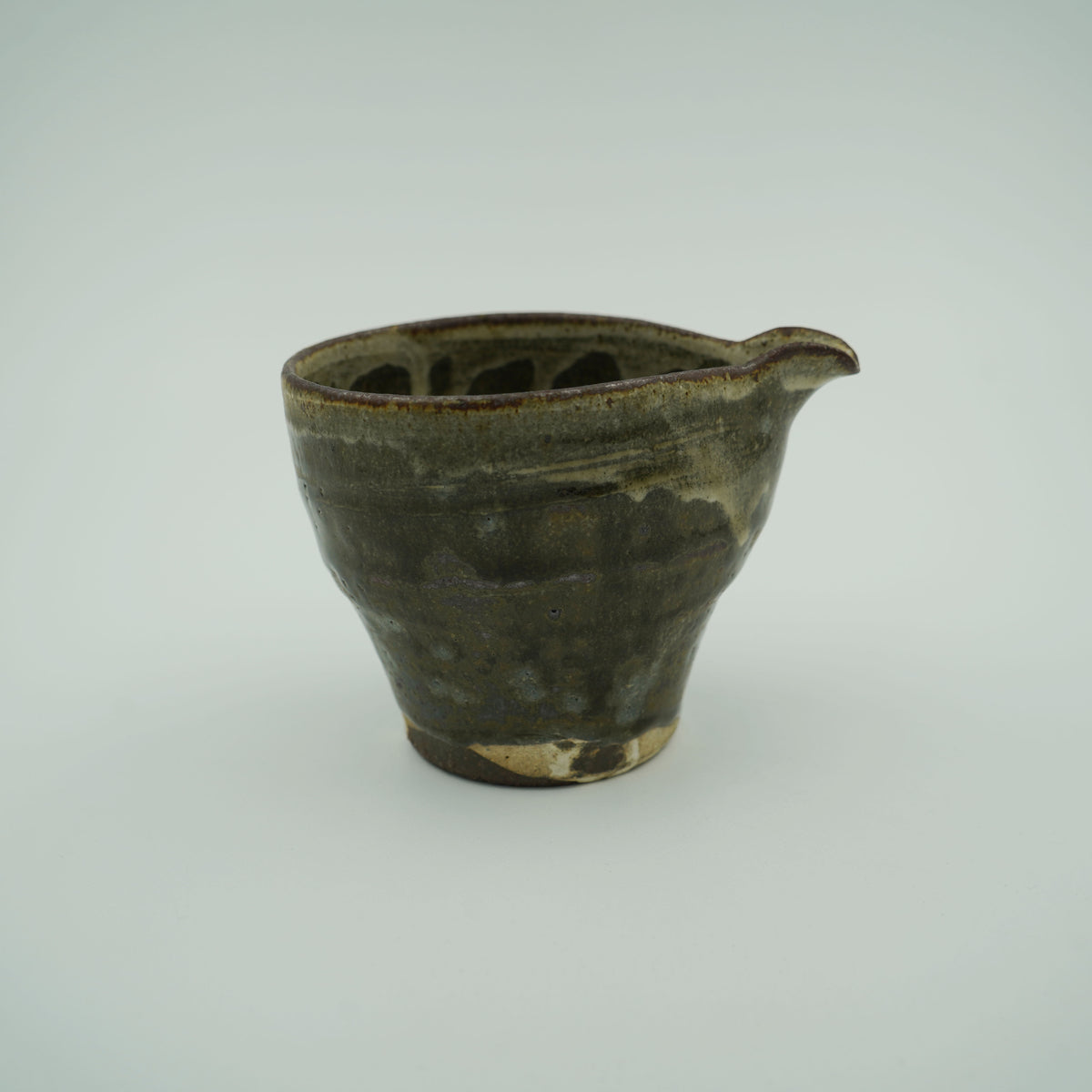 片口　ヒノキ釉