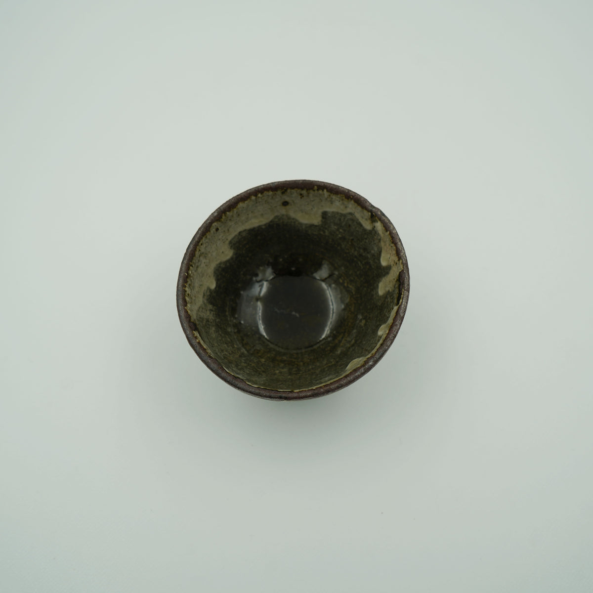 ぐい呑　ヒノキ釉