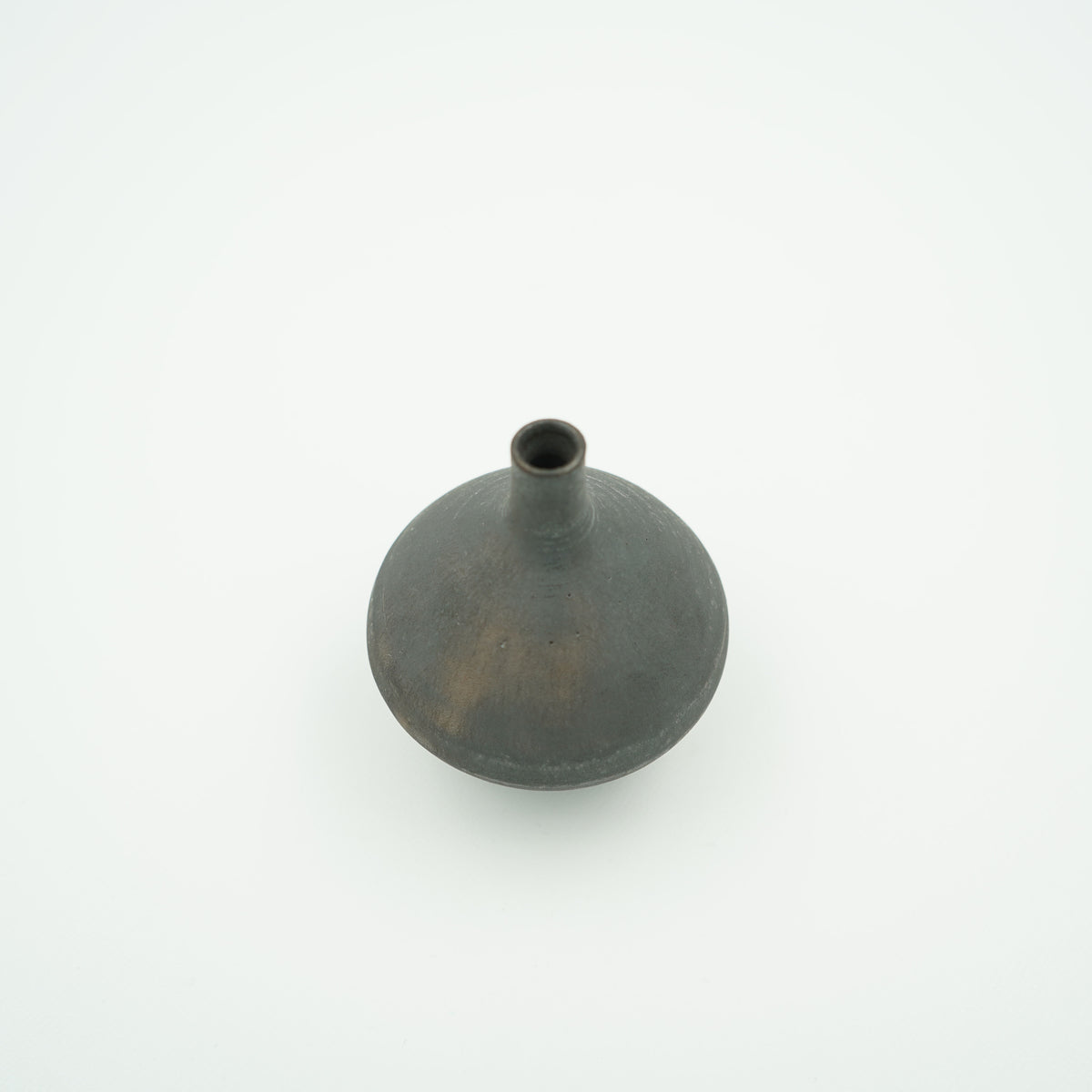 涙壺　ブラック　B