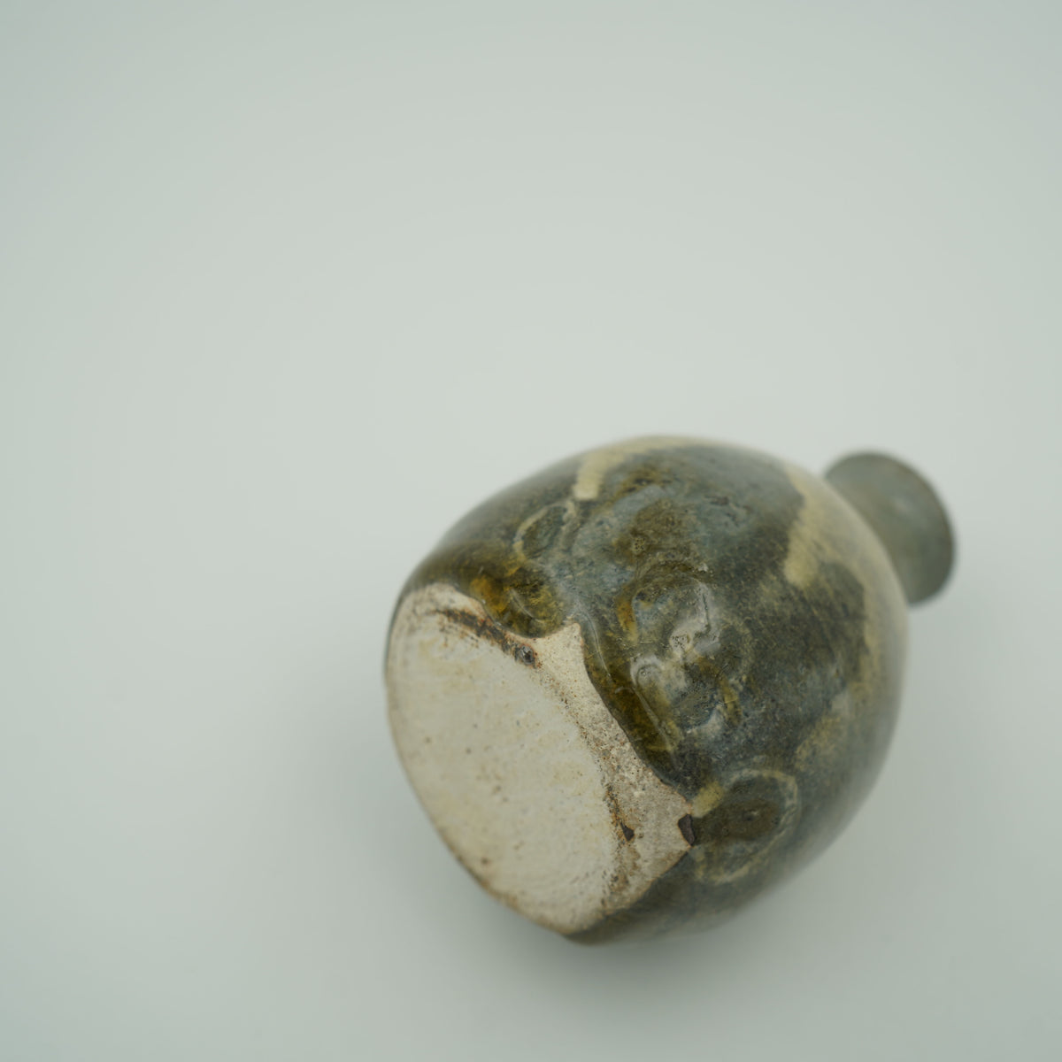 ヒノキ釉一輪挿し