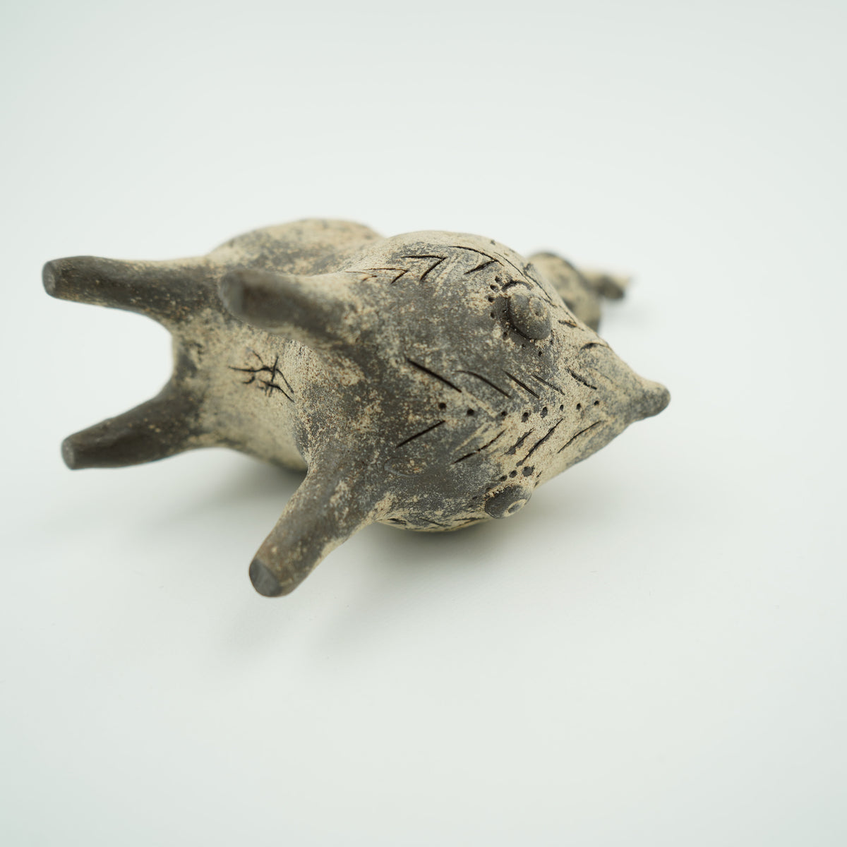 一角獣形一輪挿し　白