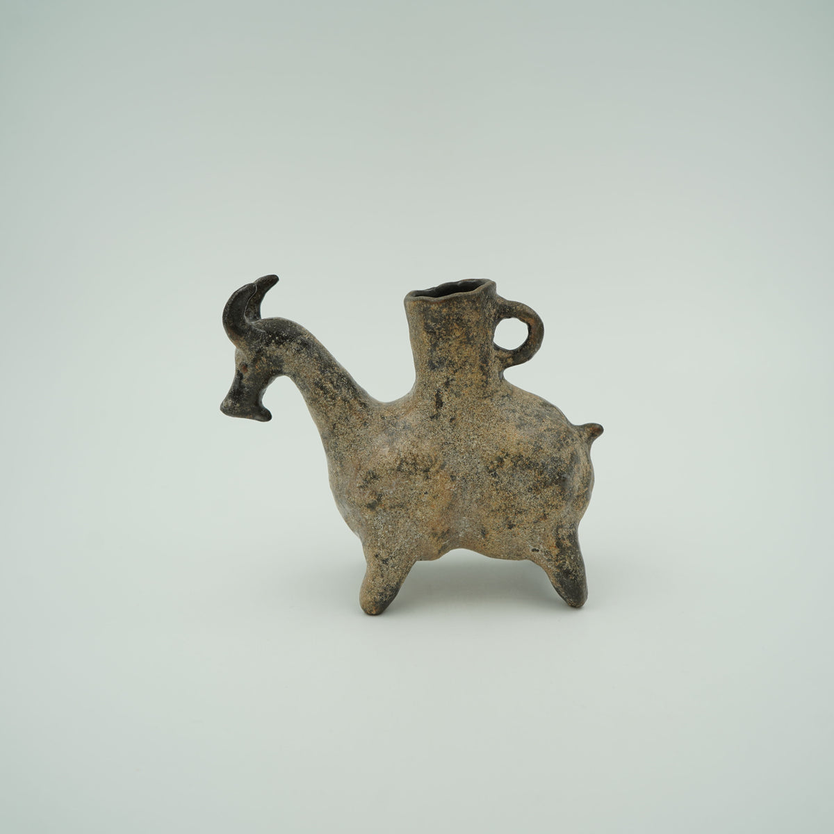 山羊形一輪挿し　白