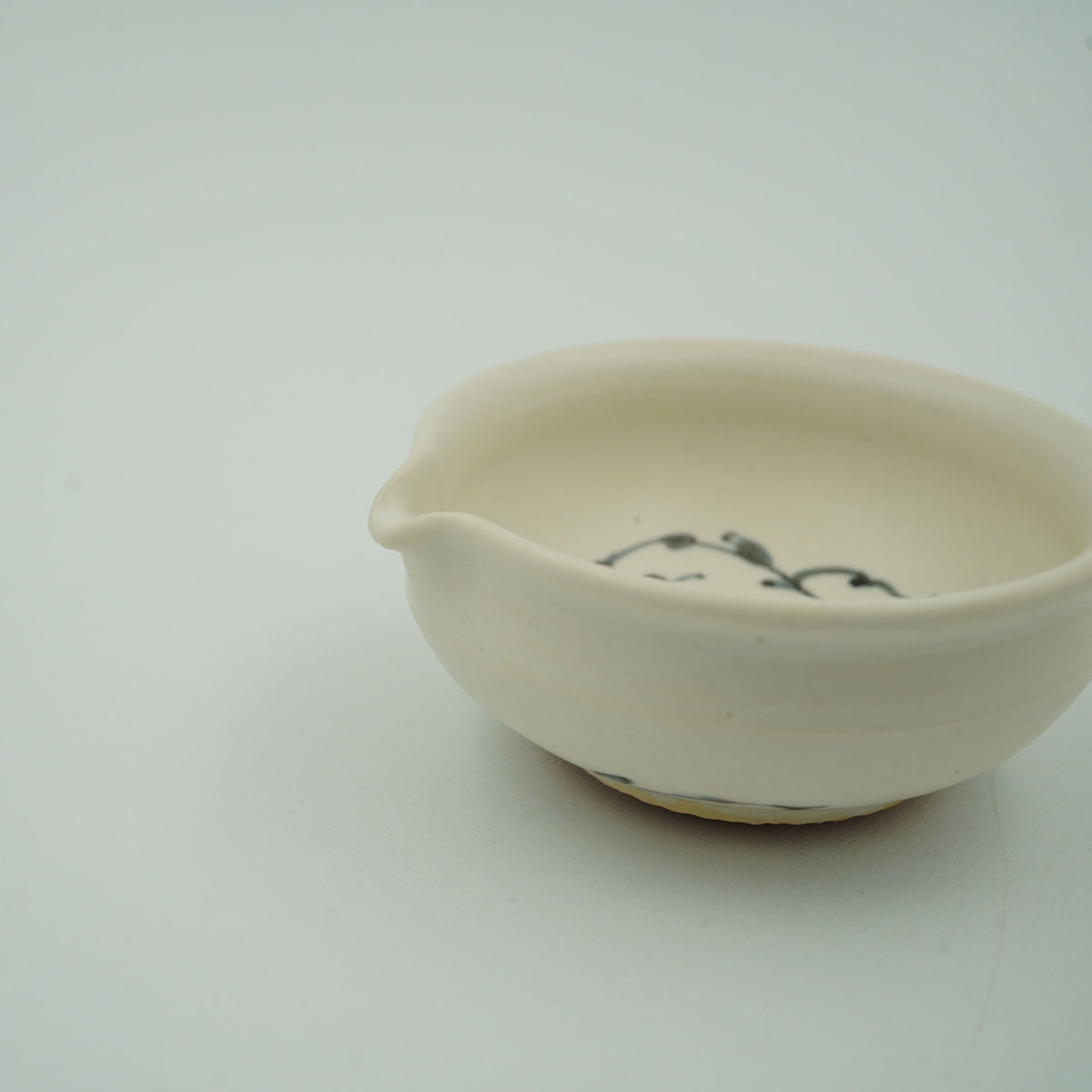 染付片口豆鉢