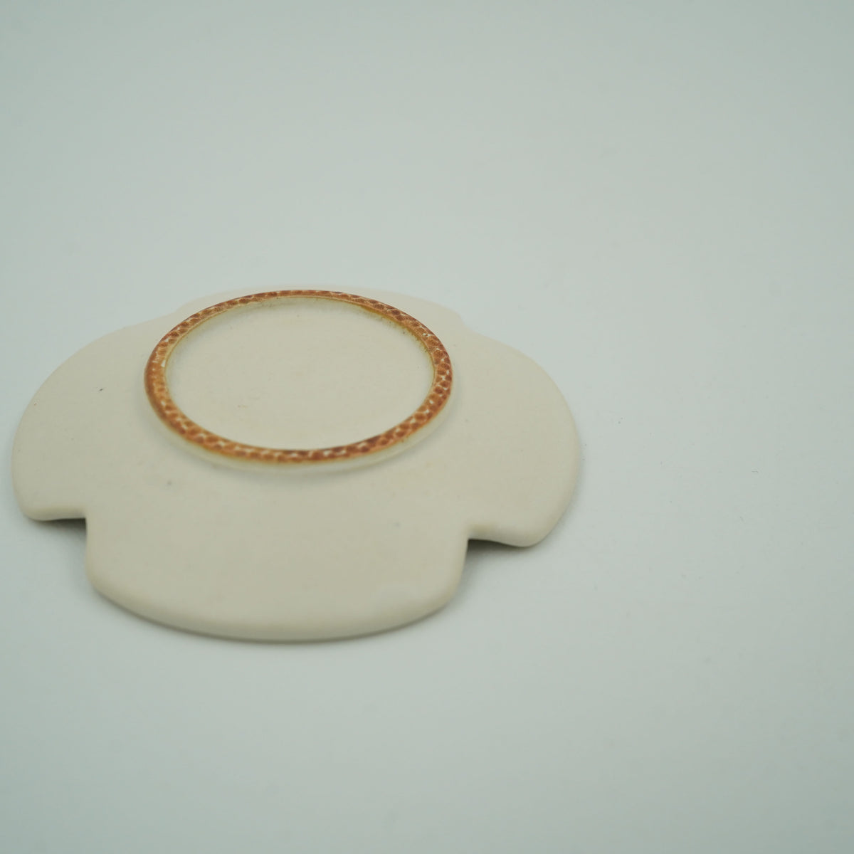 染付四つ葉豆皿